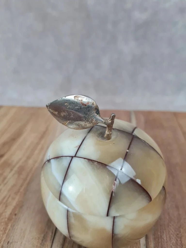 Caixa decorativa pequena em pedra - forma de maçã vintage – photo 3